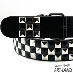 Nietengürtel mit Pyramidennieten black silver