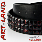Nietengürtel mit Pyramidennieten Black Marble - Red